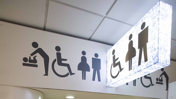 Venesta Washrooms Toilet Cubicles Gatwick Airport Signage